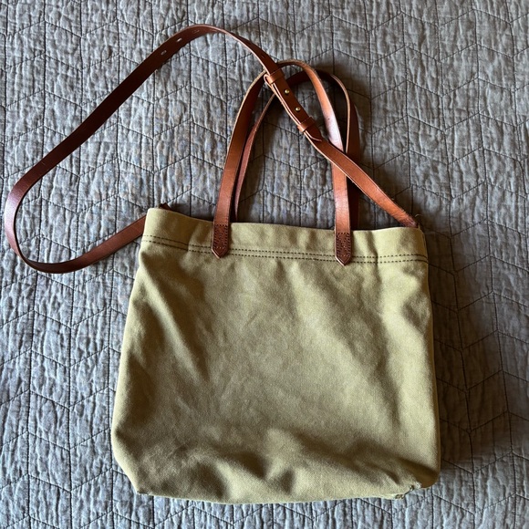 Madewell Medium Transport Tote - Picture 5 of 11